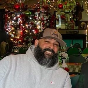 Meet your Posher, Christopher